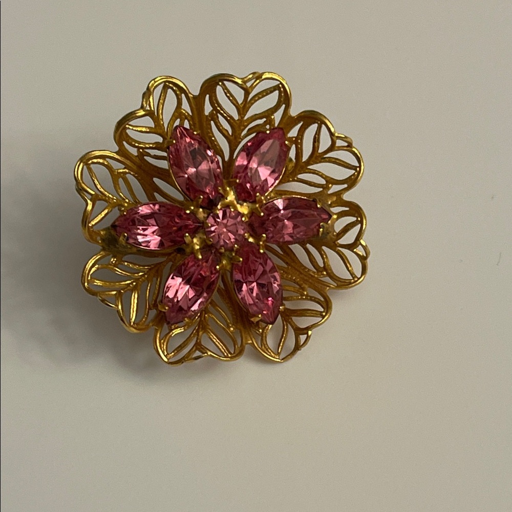 VINTAGE! 50s~ Gold-Tone Pink Crystal Floral Brooch - Women's Jewelry